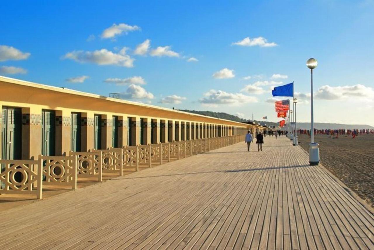 ECHAPPEE CHIC - Balcon - 150 m Casino Deauville&Plage Extérieur photo